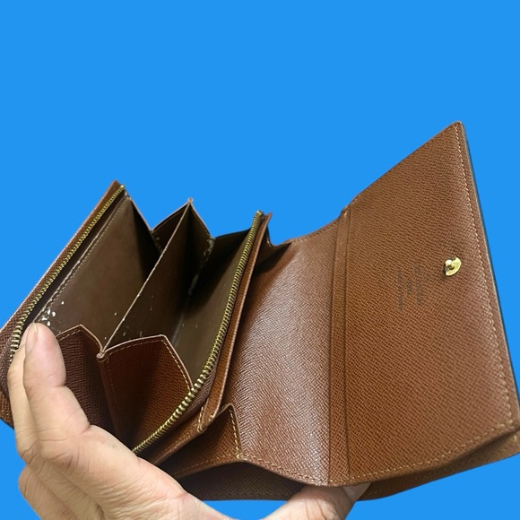 Louis Vuitton Monogram Canvas Porte Monnaie Tresor Wallet - Picture 7 of 10